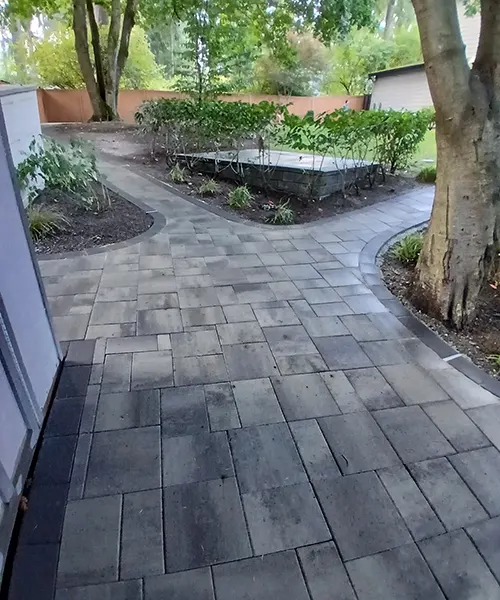 Custom Curved Paver Walkway Installation in Bellevue 